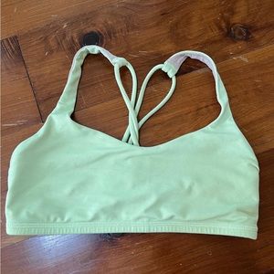 lululemon free to be bra size 6